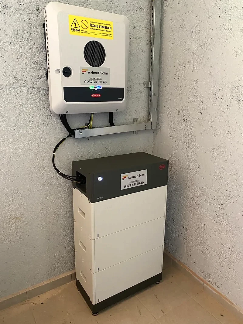 Azimut Solar hibrit sistem kurulumu — Fronius inverter ve BYD Lityum Pil